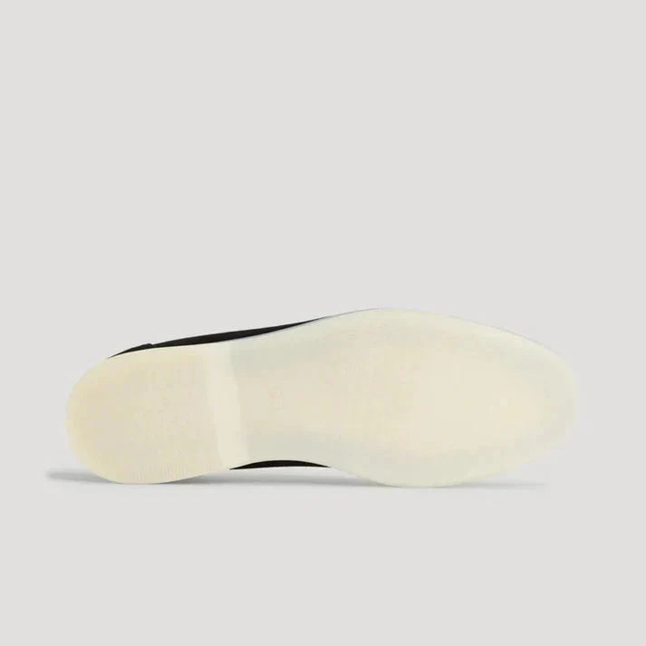 Elegante Wildleder Slipper Von Alder
