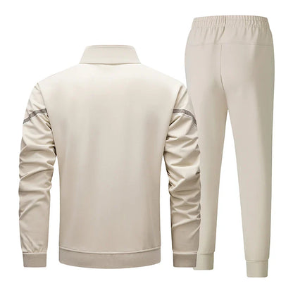 Eleganter Herren Trainingsanzug