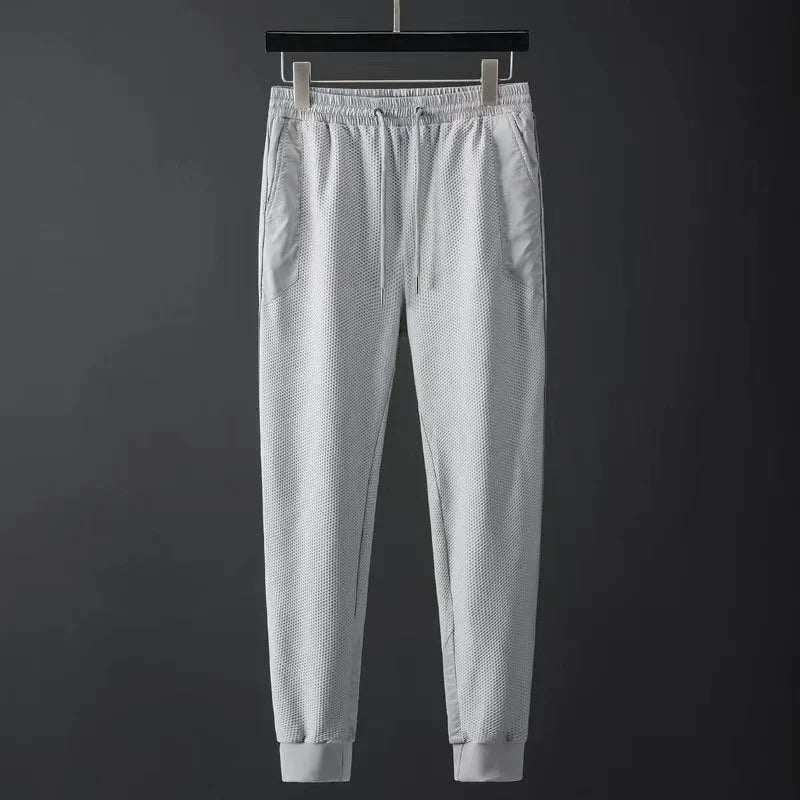 Eleganter Herren Trainingsanzug