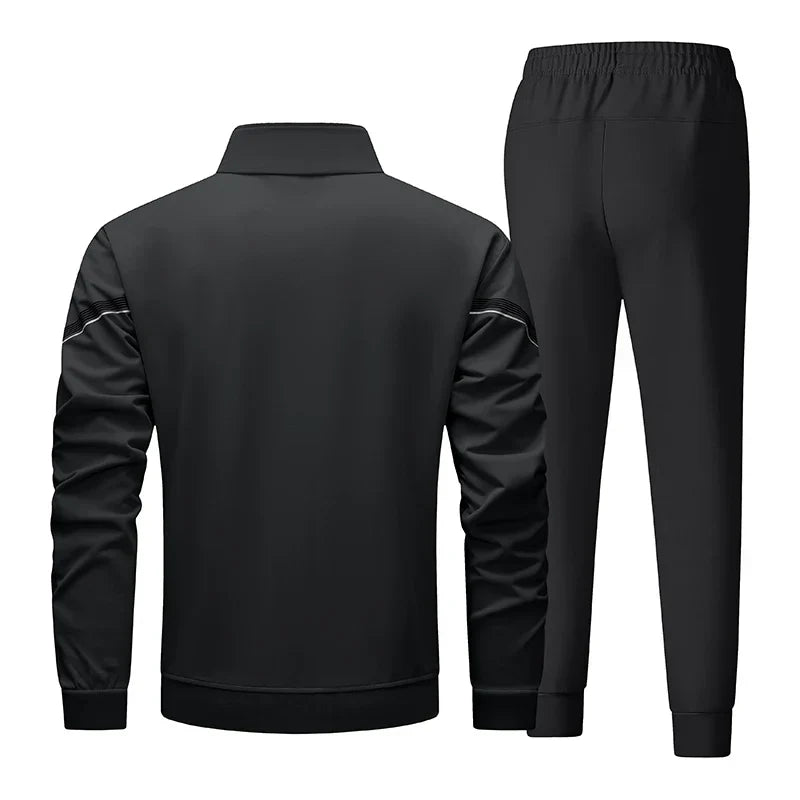 Eleganter Herren Trainingsanzug