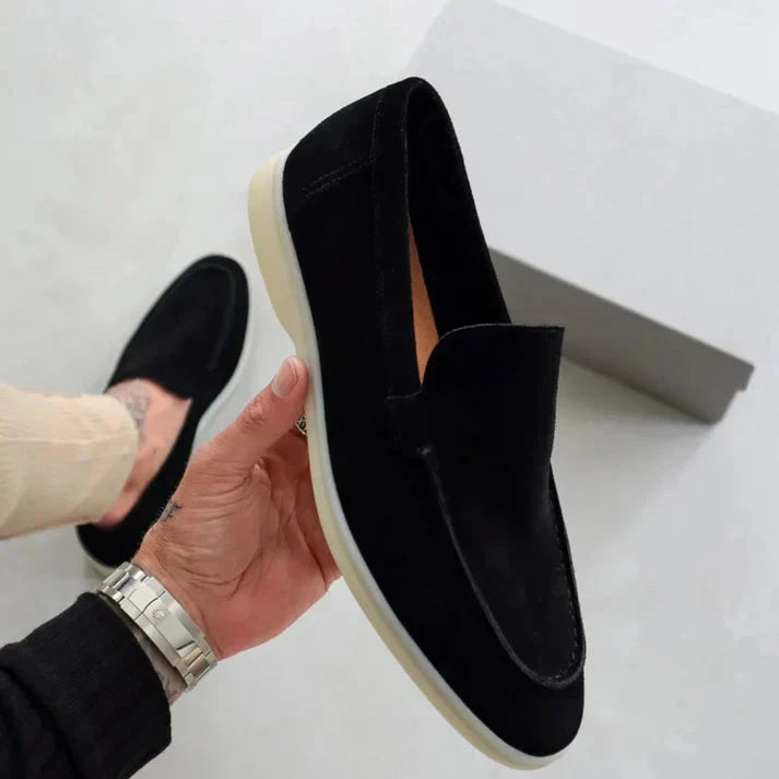 Elegante Wildleder Slipper Von Alder 