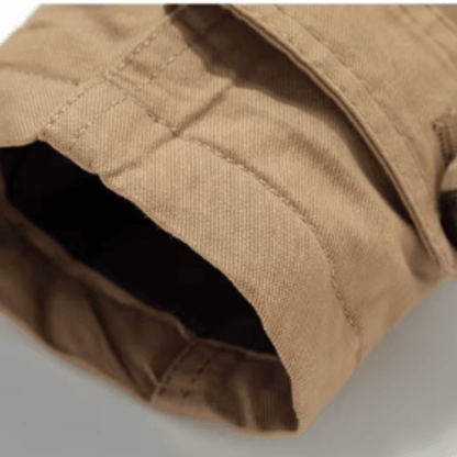 Eleganter Gepolsterter Trenchcoat Von Alder 
