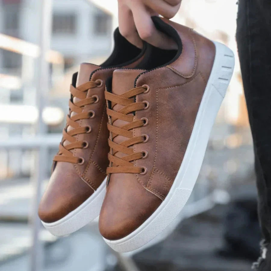 Klassische Leder-Sneakers Klassische Leder-Sneakers Von Alder 